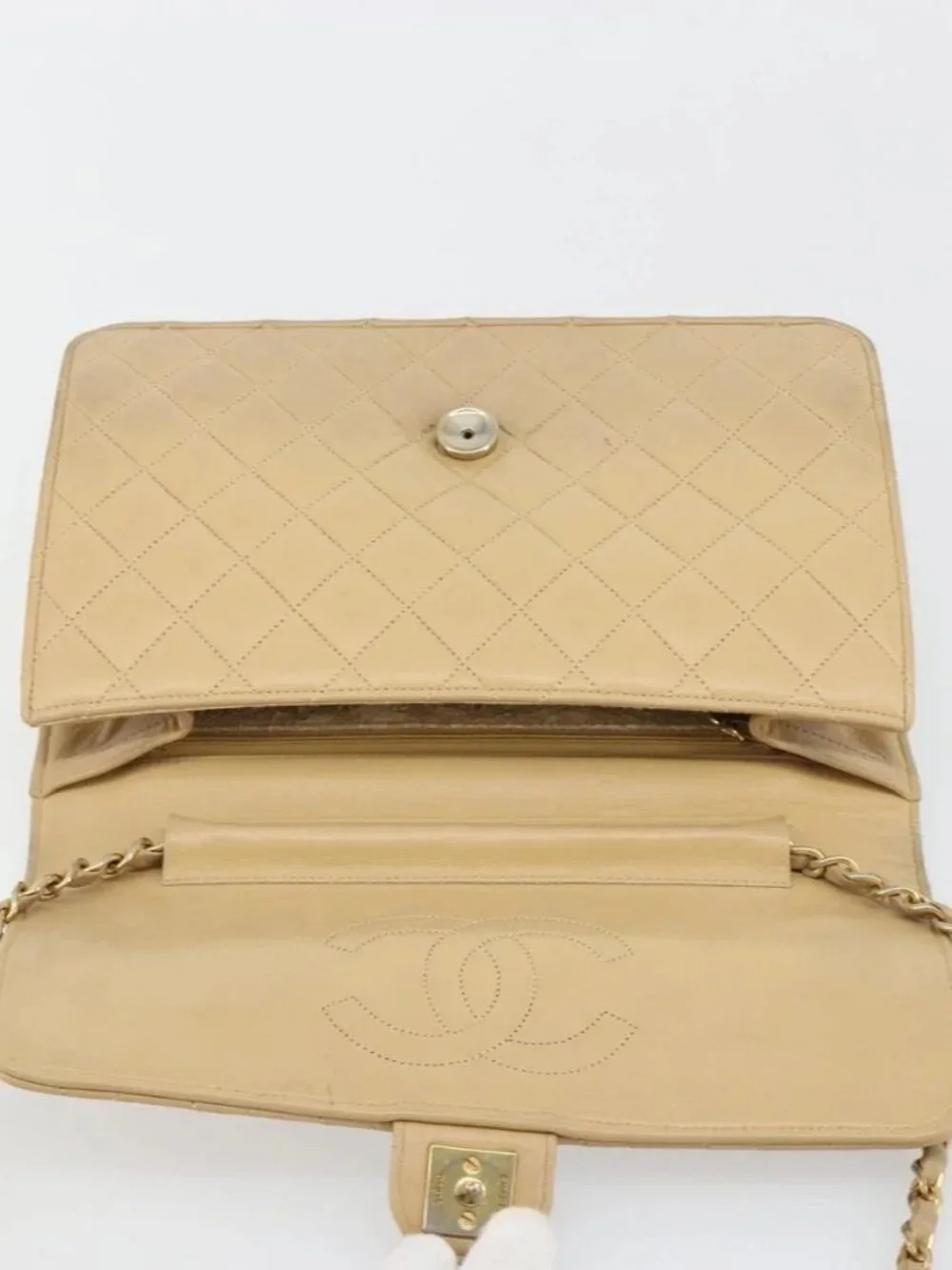 CHANEL Matelasse 25 Chain Shoulder Bag Lamb Skin Beige Gold CC Auth 182740